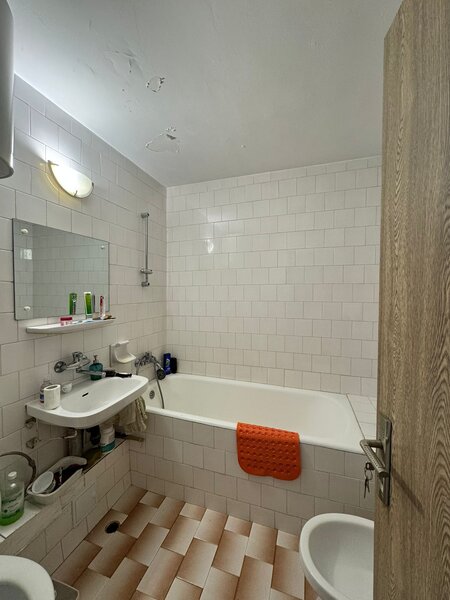 Stefan cel Mare x Barbu Vacarescu, Dinu Vintila, Langa Parcul Circului